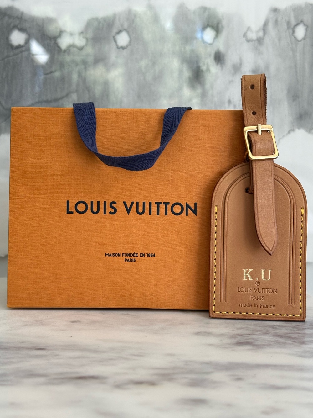 ✨ Louis Vuitton Leather Luggage Tag in Tan Warm Brown with Gold Foil Initials